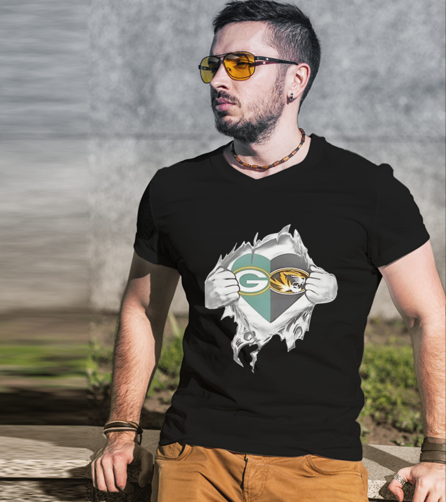 Green Bay Packers Missouri Tigers Heart Superman Chest Rip T-Shirt
