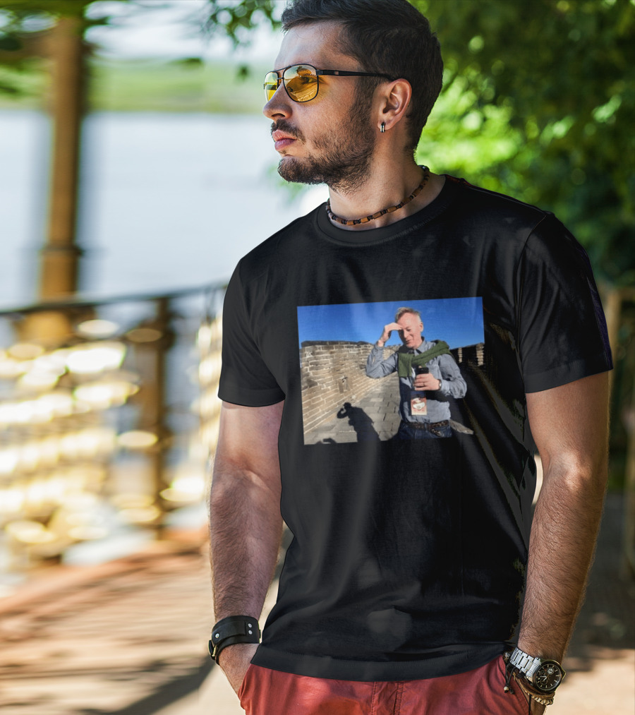 I Don't Know Who This Person Is. T-Shirt