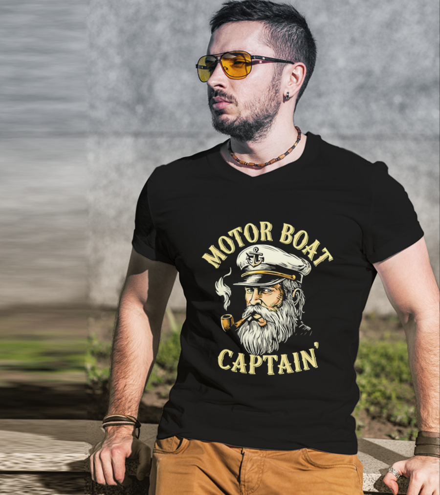 Motor Boat Captain Nautical Sea Sailor Pipe Smoking Beard T-Shirt
