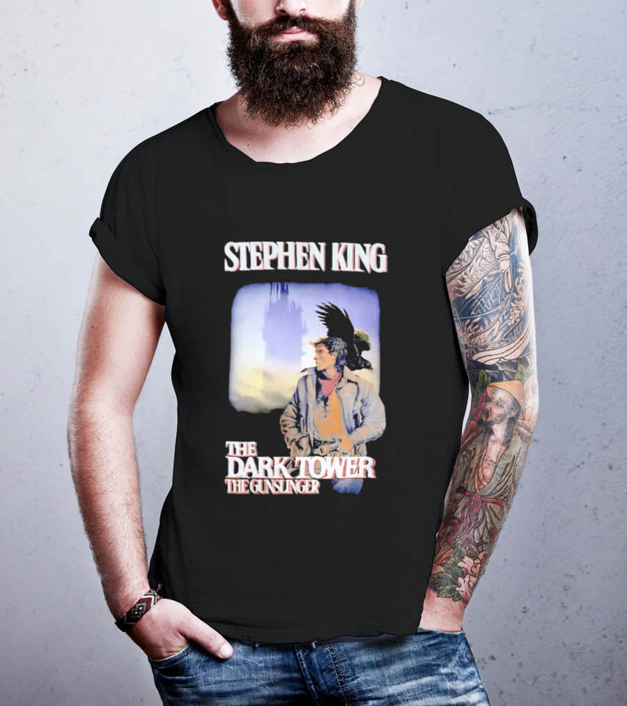 Stephen King The Dark Tower The Gunslinger Artwork With Gunslinger And Raven T-Shirt