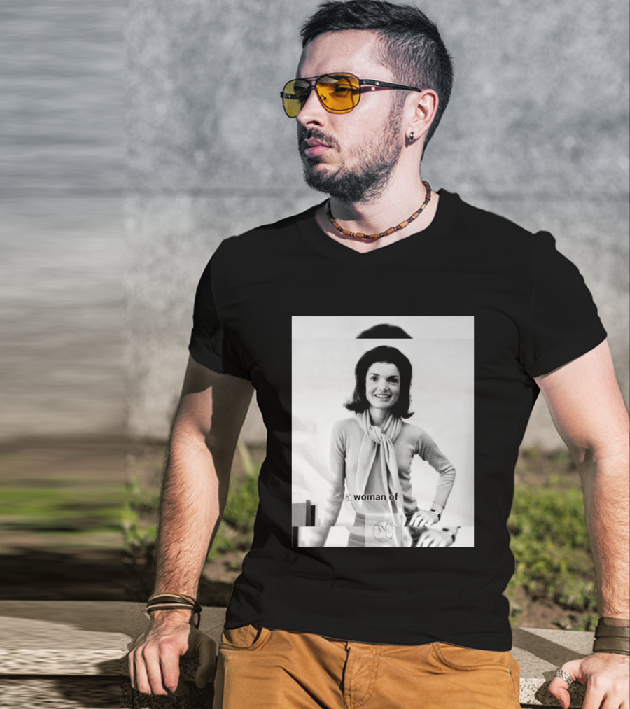 Rip Nancy Kissinger 1934 2026 A Woman Of Elegance T-Shirt
