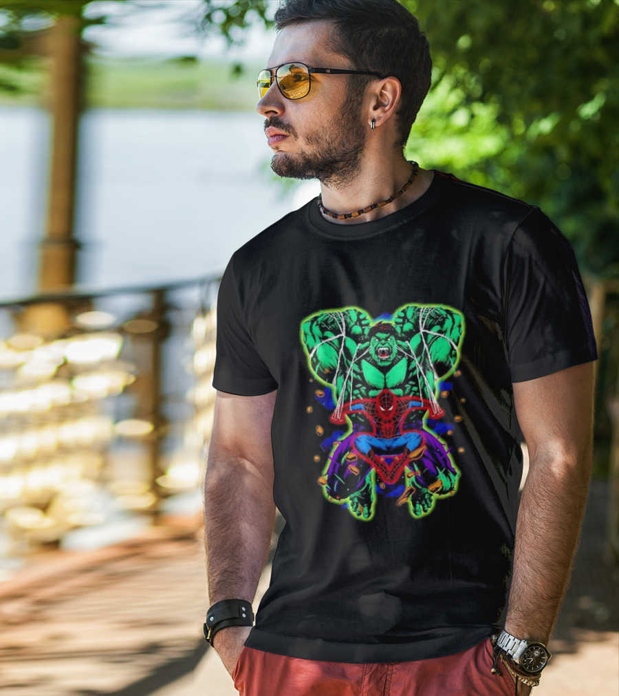 The Incredible Hulk And Spider Man Marvel Superheroes Comic Action Scene T-Shirt
