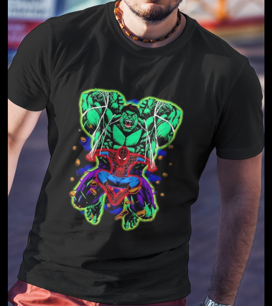The Incredible Hulk And Spider Man Marvel Superheroes Comic Action Scene T-Shirt