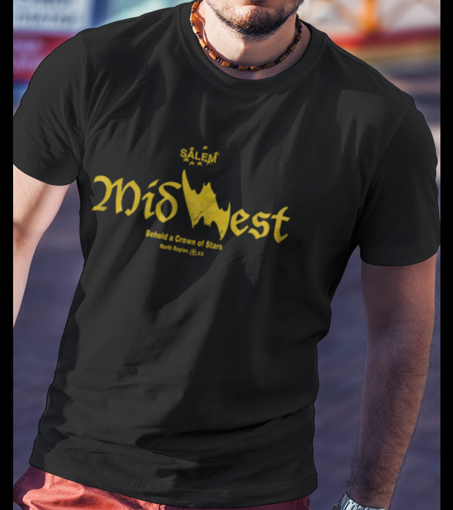 Midwest Exhibit Salem Store Of Horrors Batwing Black T-Shirt