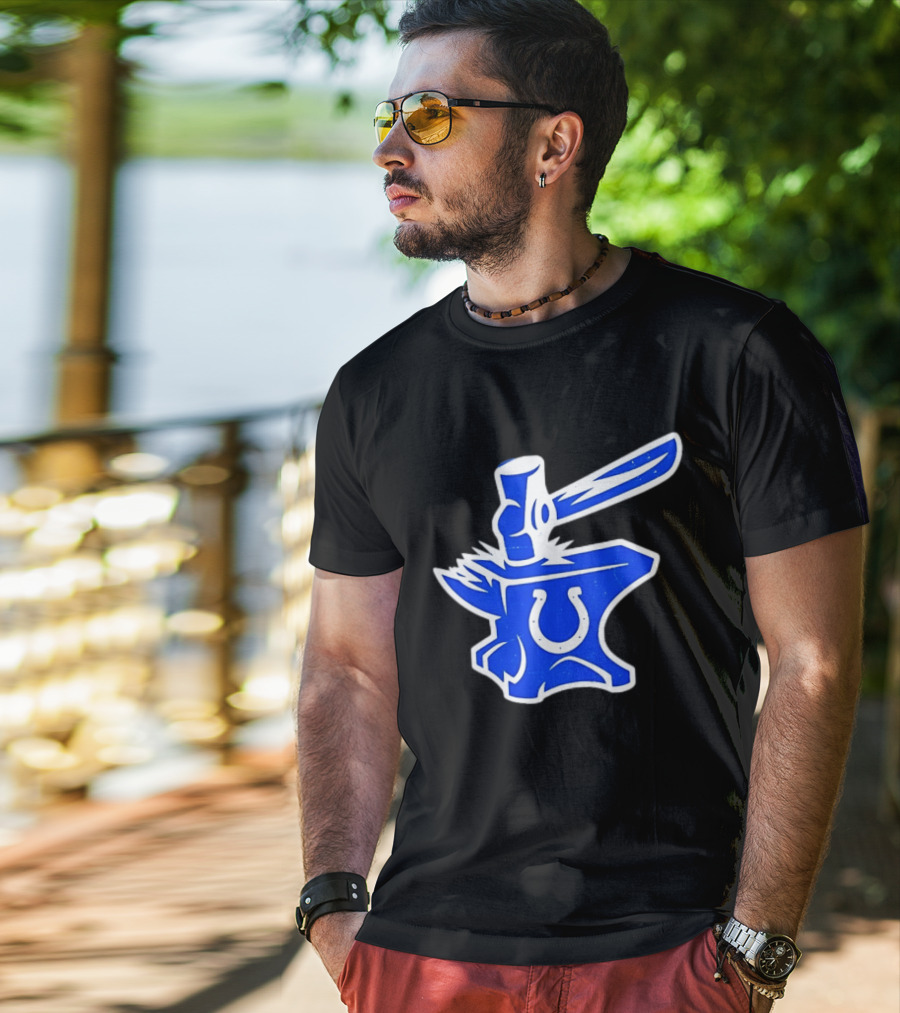 Indianapolis Colts Anvil Hammer Icon With Team Horseshoe T-Shirt