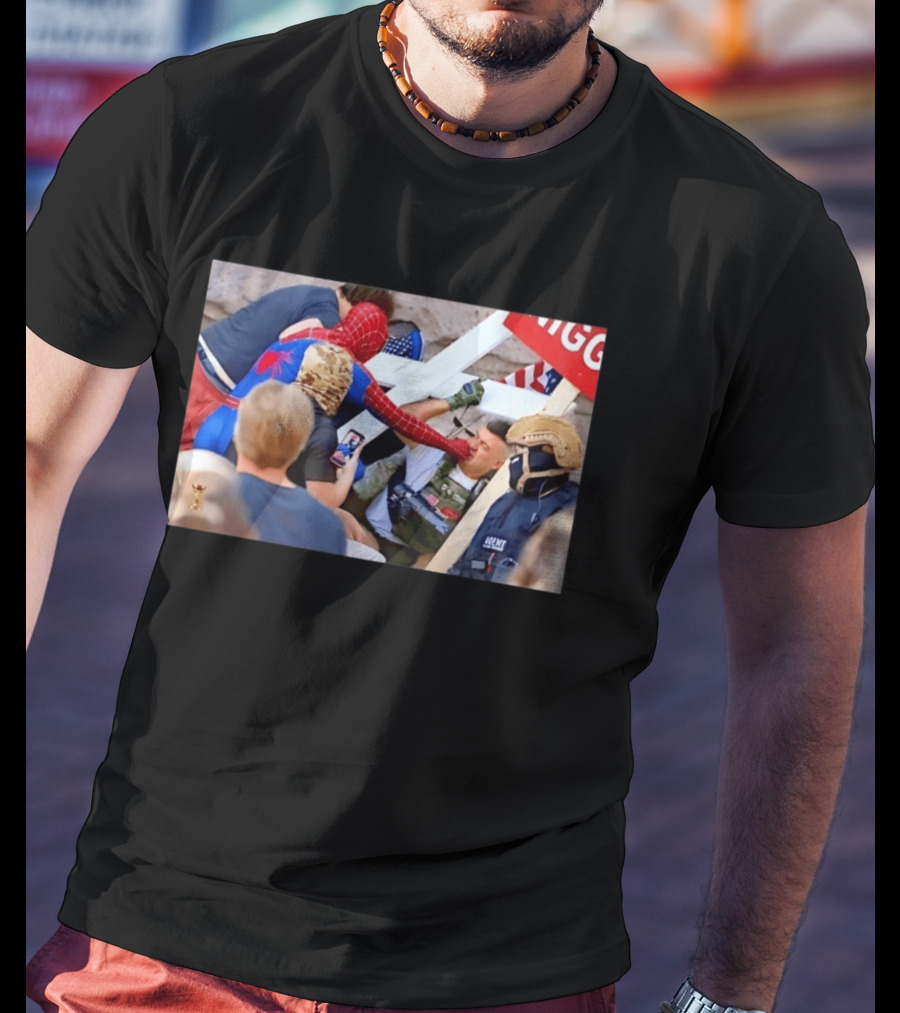 Spider Man Confrontation With Agent Superhero T-Shirt