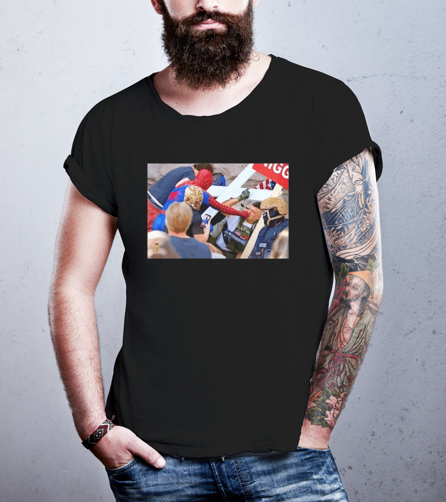 Spider Man Confrontation With Agent Superhero T-Shirt