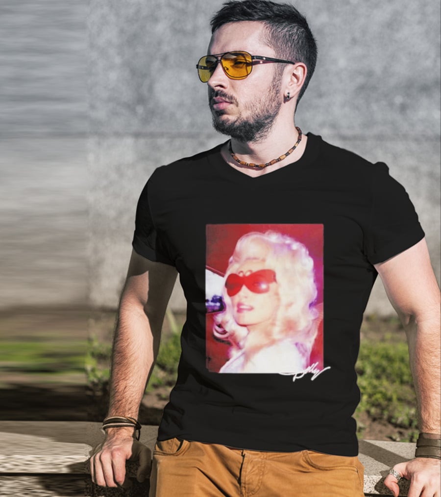 Dolly Parton Iconic Vintage Style With Red Sunglasses T-Shirt