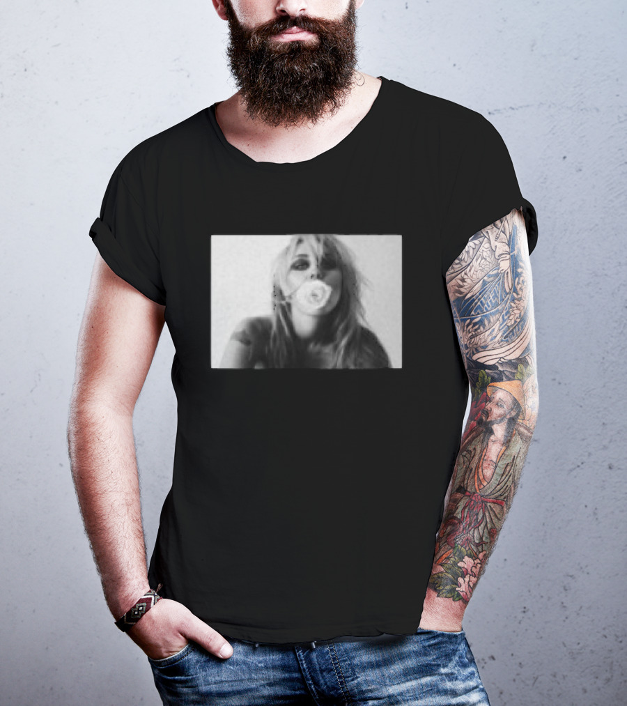 Miley Store Bass Persuades Black Bubblegum Pop T-Shirt