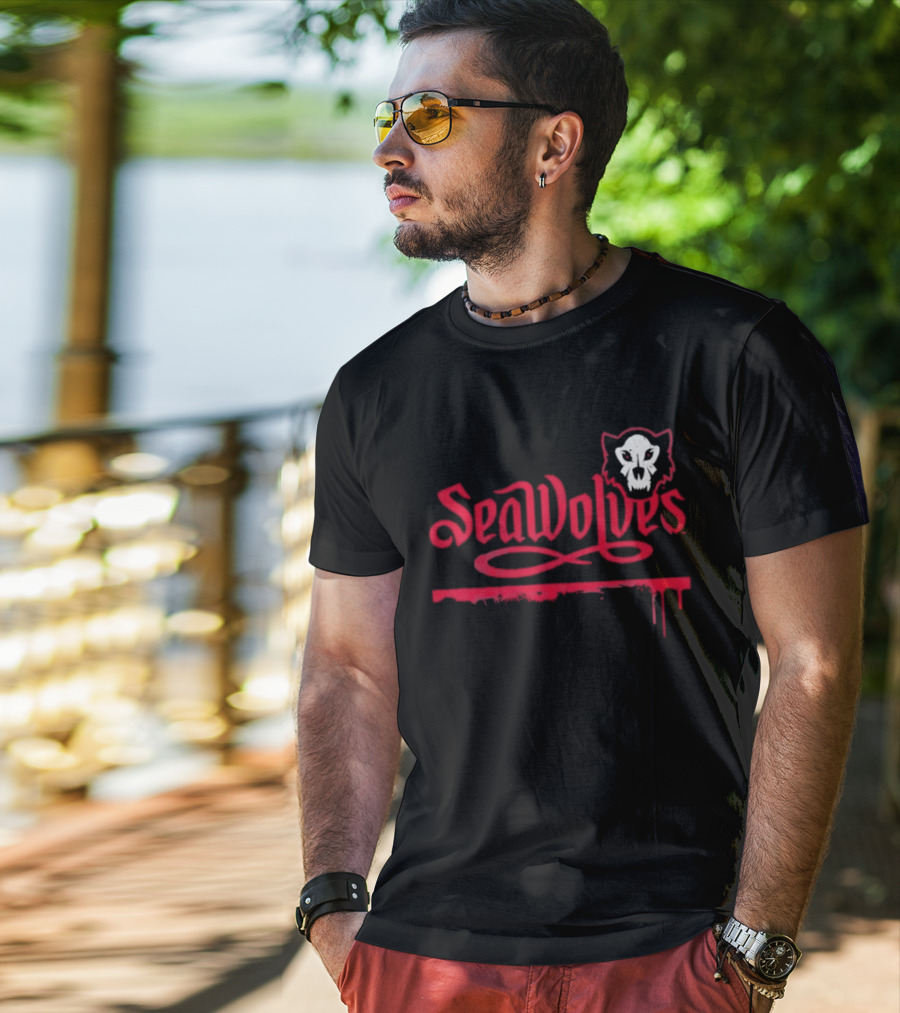 SeaWolves Skull Distressed Hockey Team Fan T-Shirt
