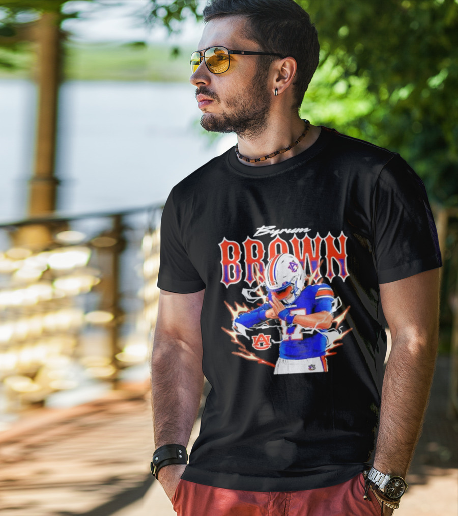 Auburn Tigers Byrum Brown Football Player Comic T-Shirt