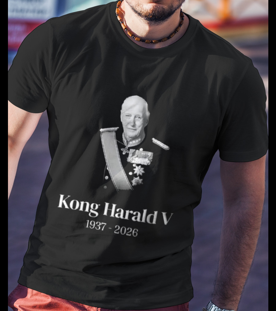 Kong Harald V 1937 2026 Military Uniform Medals Sash T-Shirt