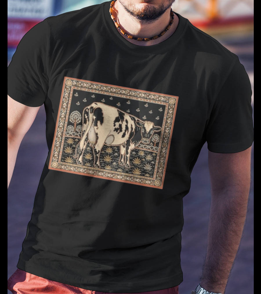 Atom Heart Mother Cow Psychedelic Vintage Tapestry T-Shirt