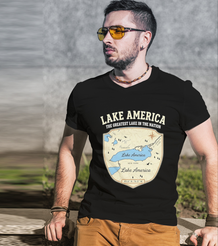 Lake America The Greatest Lake In The Nation Map Compass Cream T-Shirt