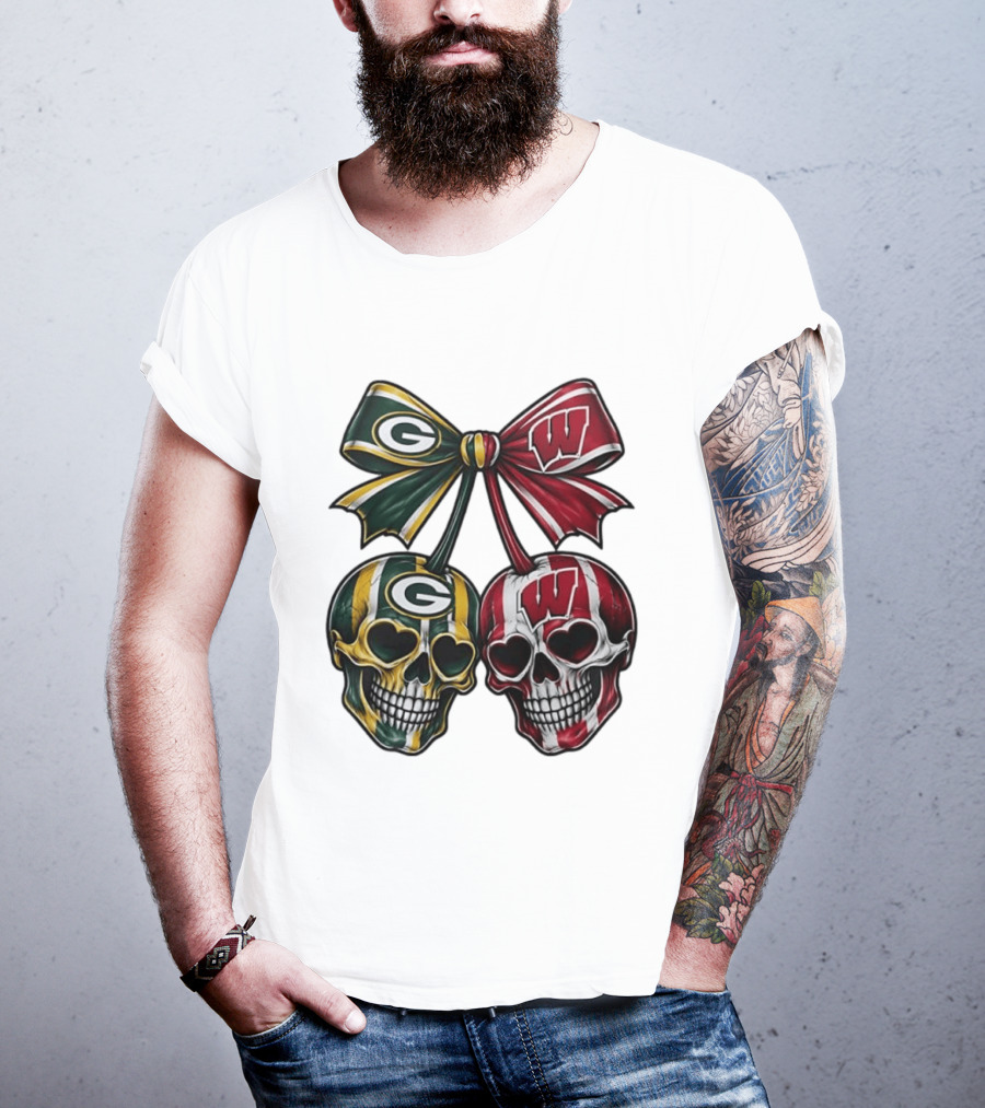Green Bay Packers Wisconsin Badgers Skulls Bow T-Shirt
