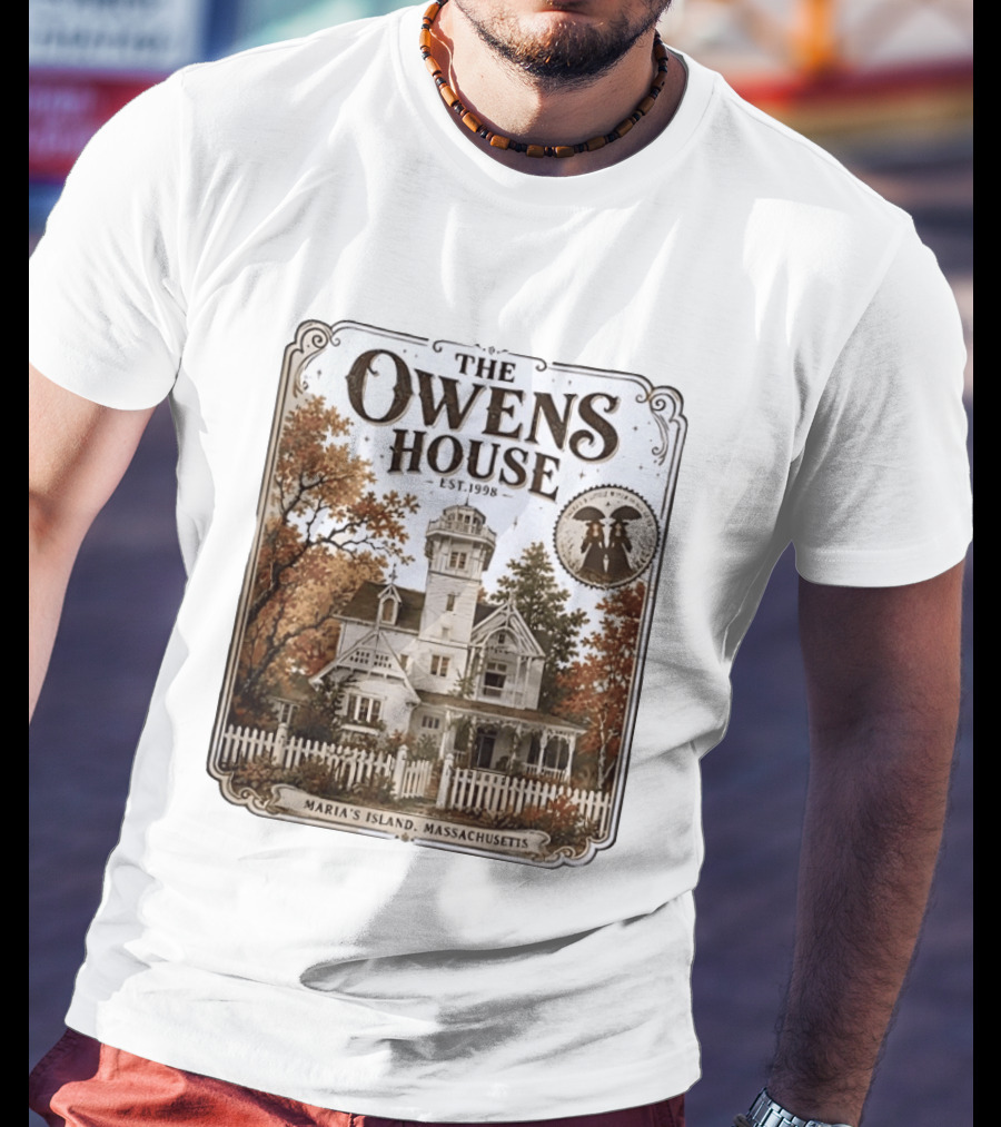 The Owens House Est 1998 Maria's Island Massachusetts Vintage Gothic Mansion T-Shirt