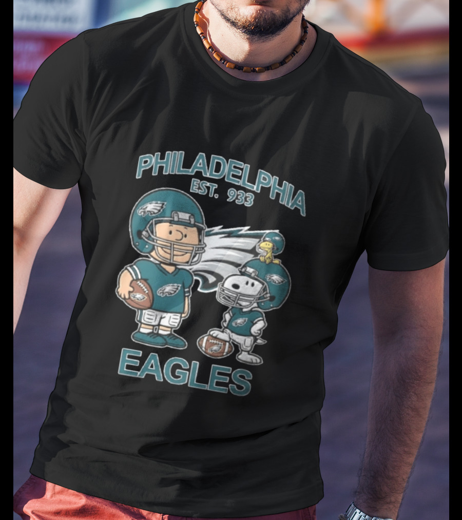 Philadelphia Eagles Est 1933 Charlie Brown Snoopy Woodstock Football T-Shirt