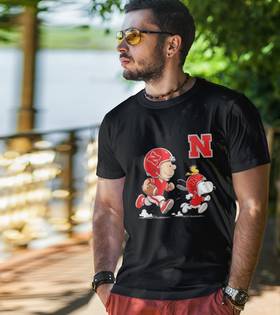 Charlie Brown Woodstock Snoopy Nebraska Cornhuskers Football Helmets T-Shirt