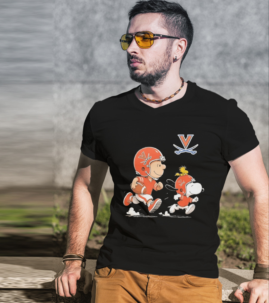 Charlie Brown Snoopy Woodstock Virginia Cavaliers Football Fun T-Shirt