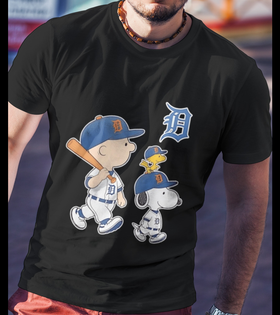 Charlie Brown Snoopy Woodstock Detroit Tigers Baseball Peanuts T-Shirt