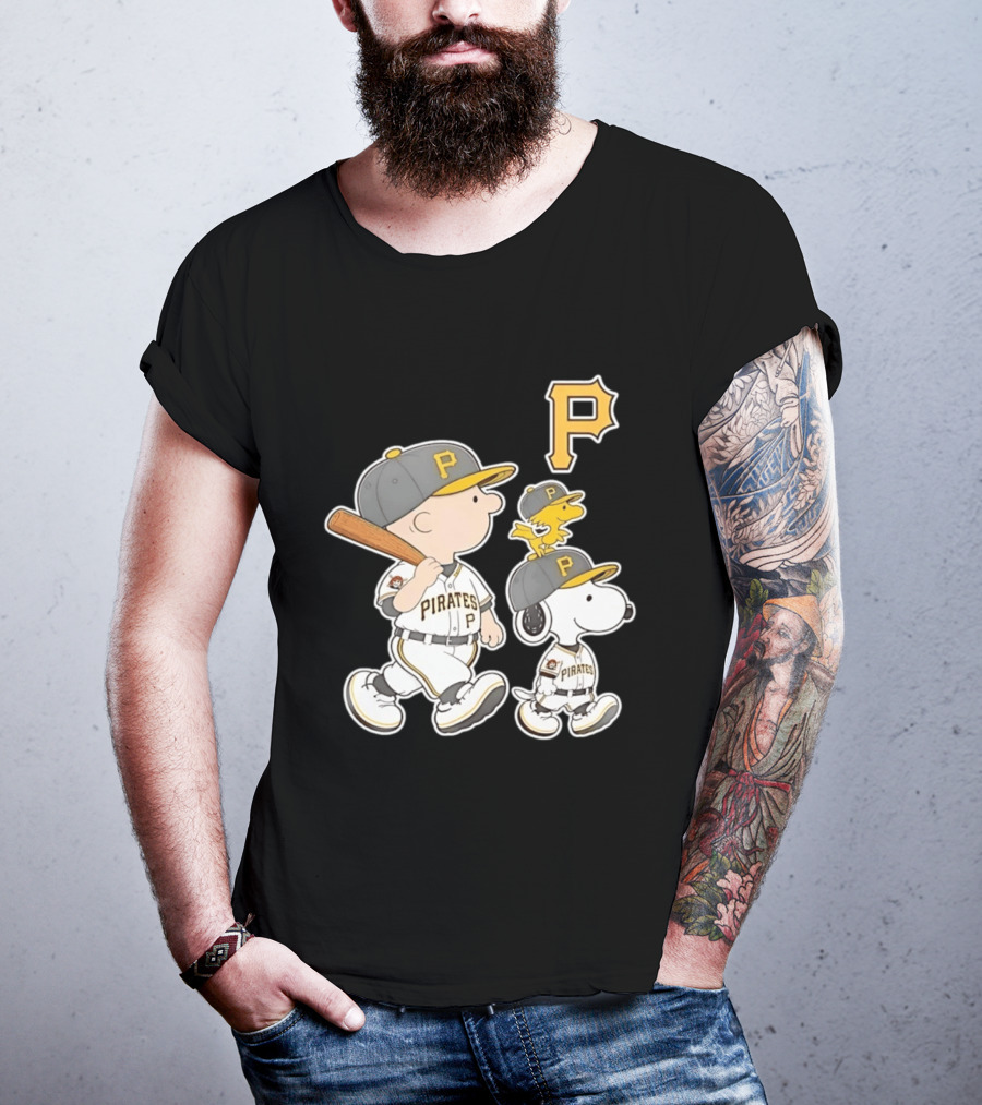 Woodstock Snoopy Charlie Brown Pittsburgh Pirates Baseball P T-Shirt