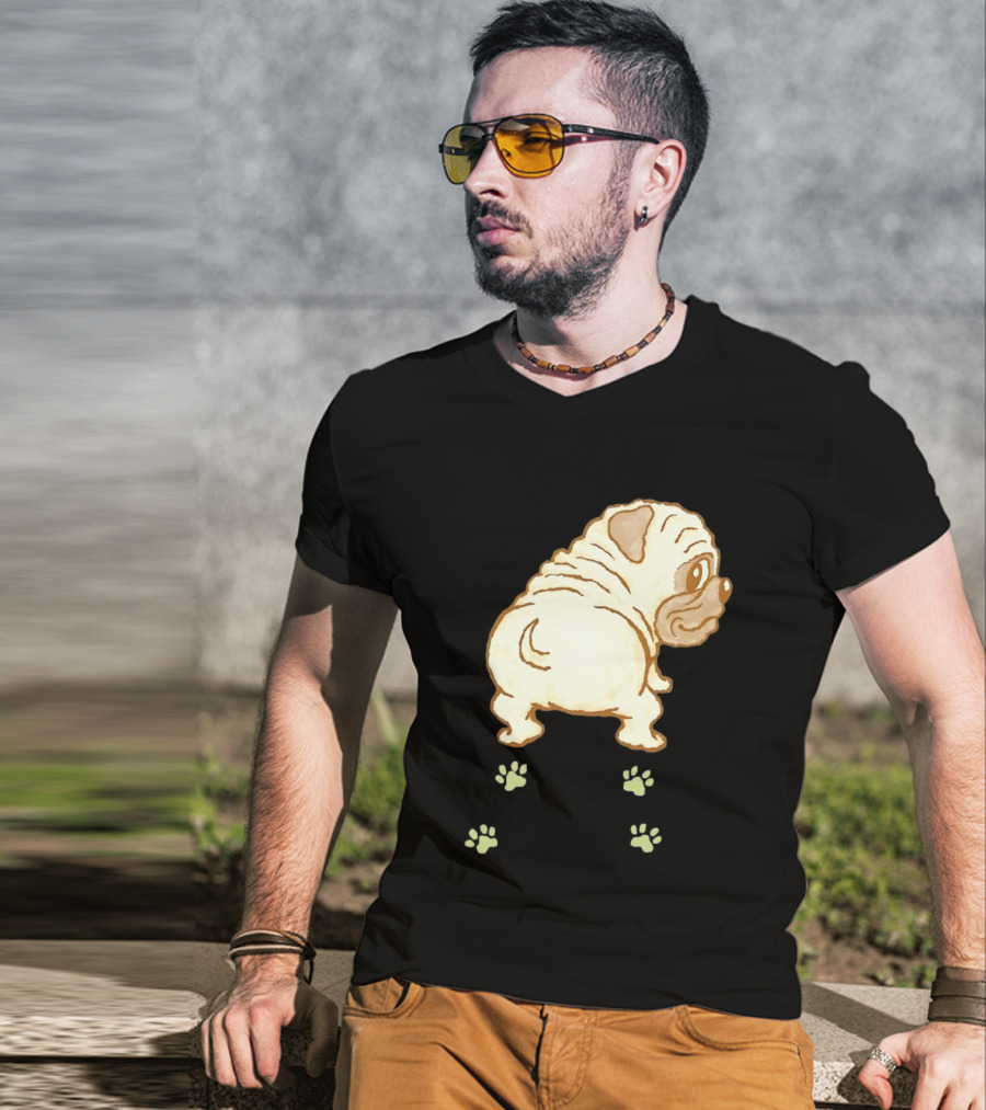 Pug Looking Back With Paw Prints Dog Cute Canine T-Shirt