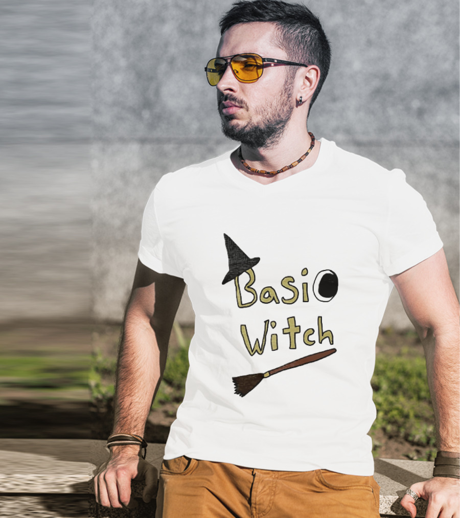 Basic Witch Halloween Witch Hat Broomstick T-Shirt
