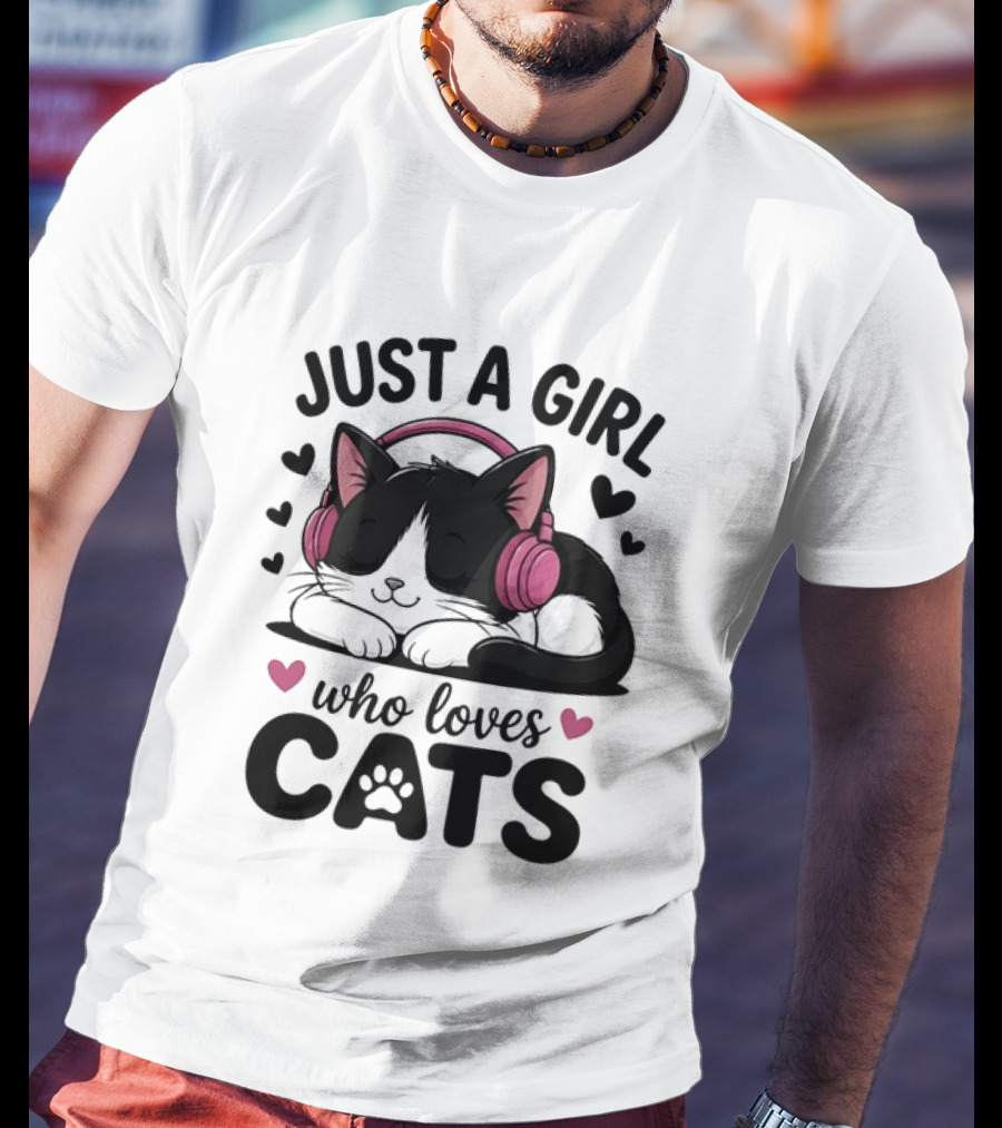Just A Girl Who Loves Cats Kitten With Headphones T-Shirt