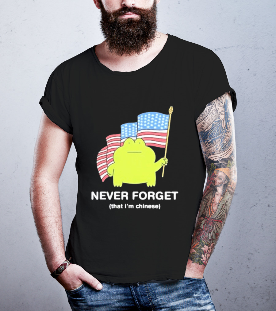Frog Holding American Flags Never Forget That I'm Chinese T-Shirt