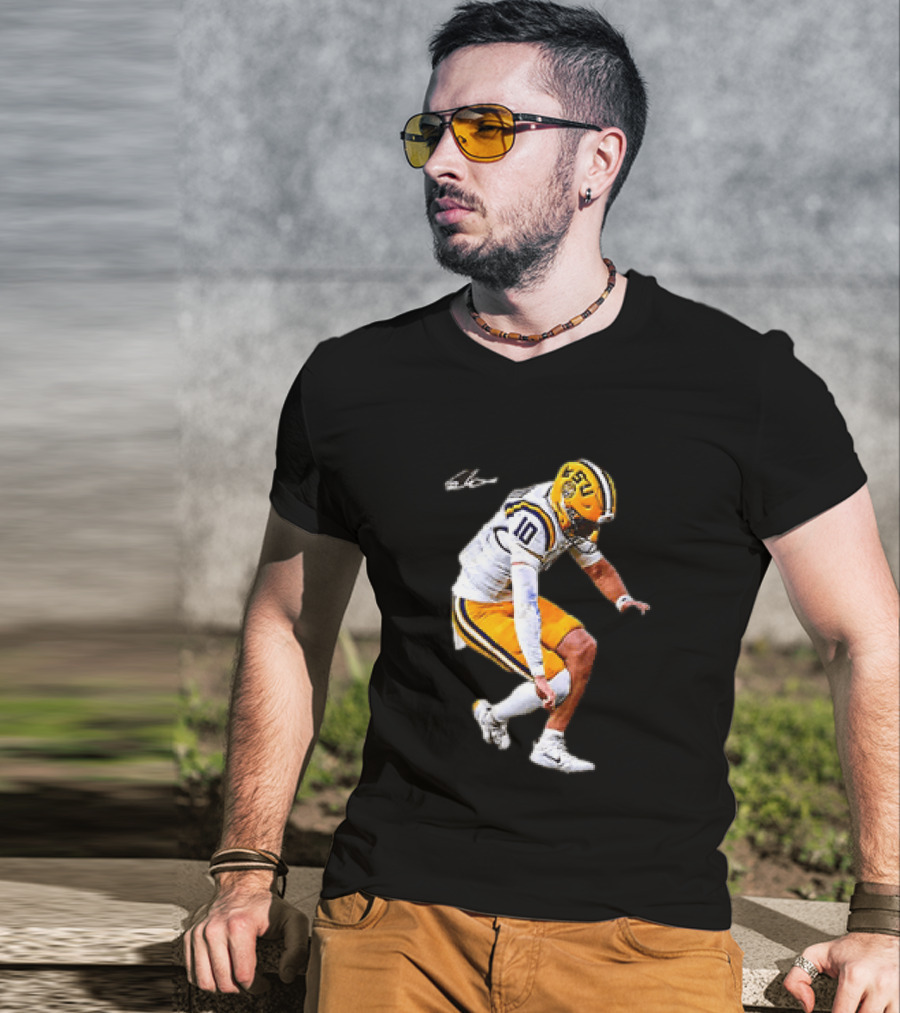 Garrett Nussmeier LSU Tigers Football Quarterback Action Play T-Shirt