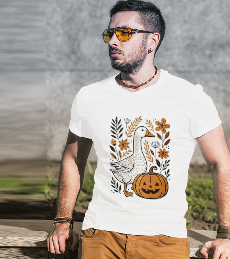 Goose With Jack O' Lantern Pumpkin Autumn Leaves And Flowers T-Shirt