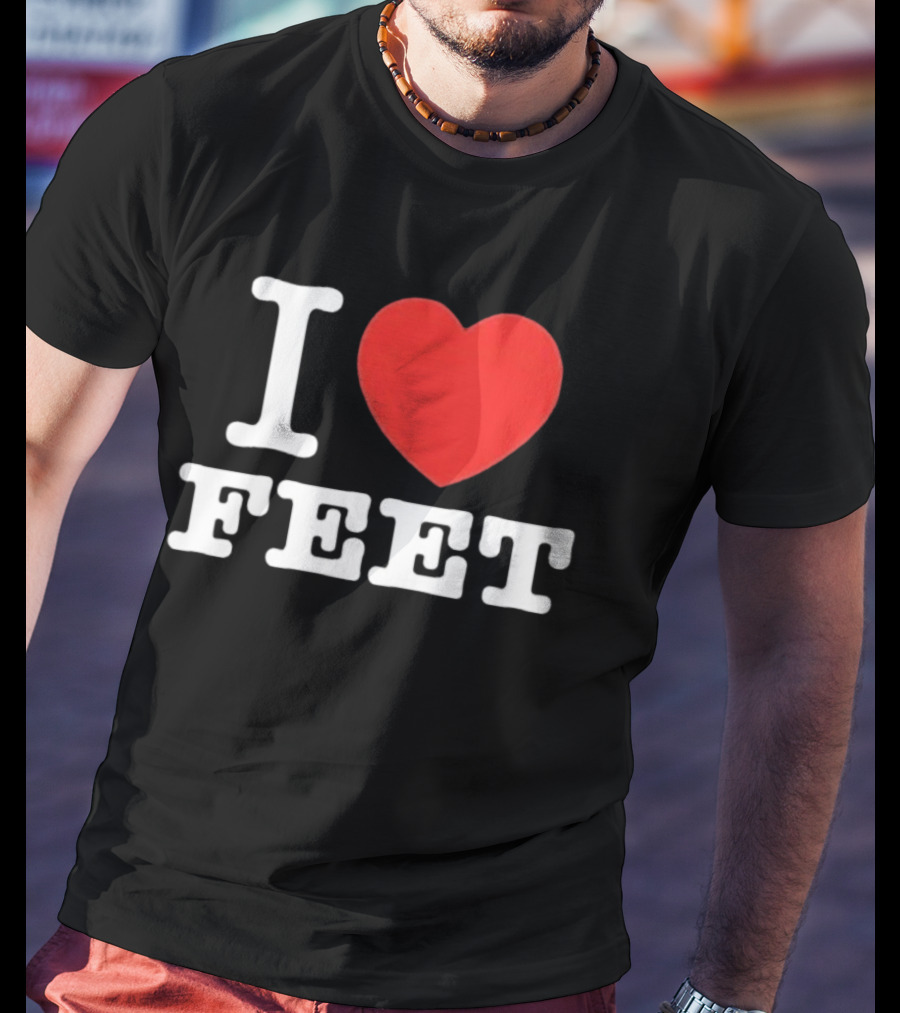 I Love Feet Humor Red Heart Foot Fetish Fun T-Shirt