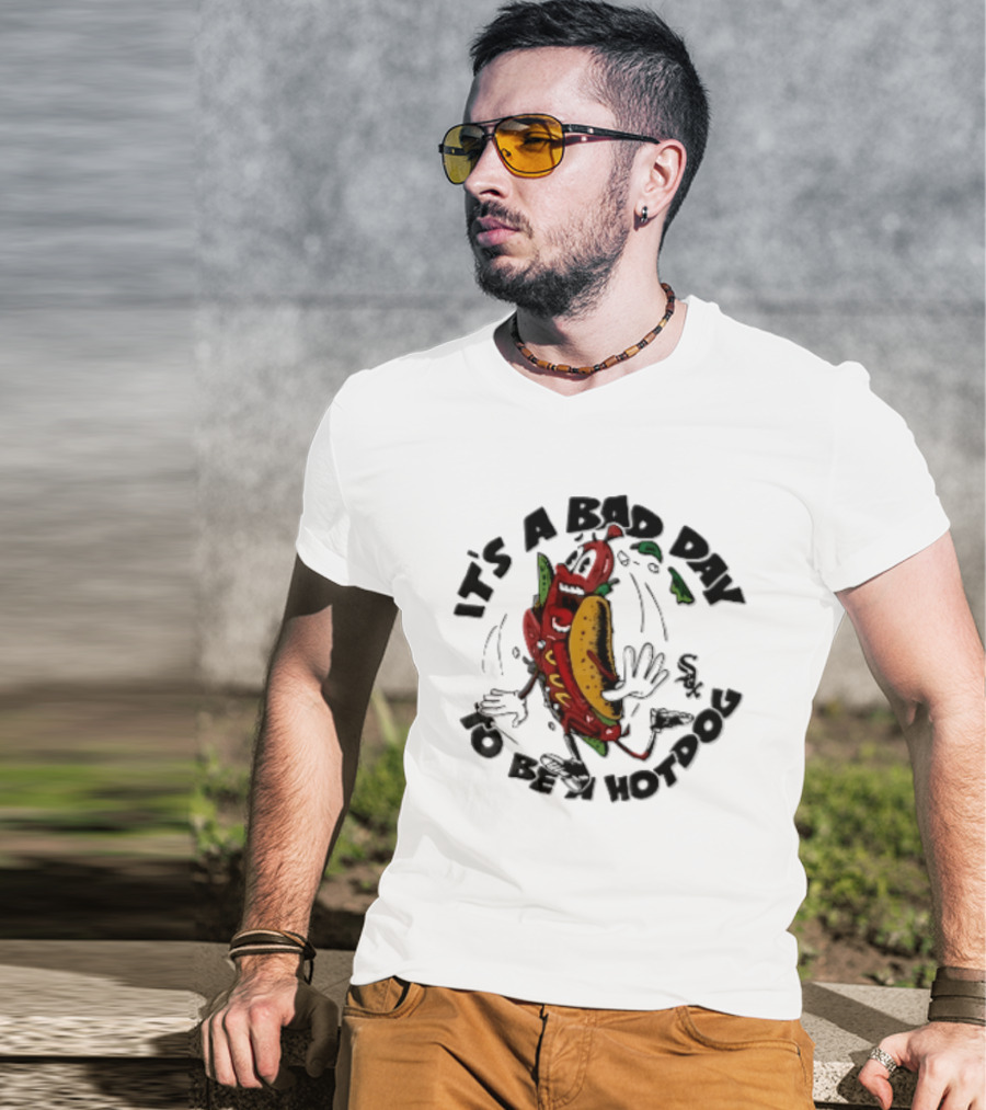 Chicago White Sox MLB It's A Bad Day To Be Hotdog Panicked Cartoon Sausage Running T-Shirt