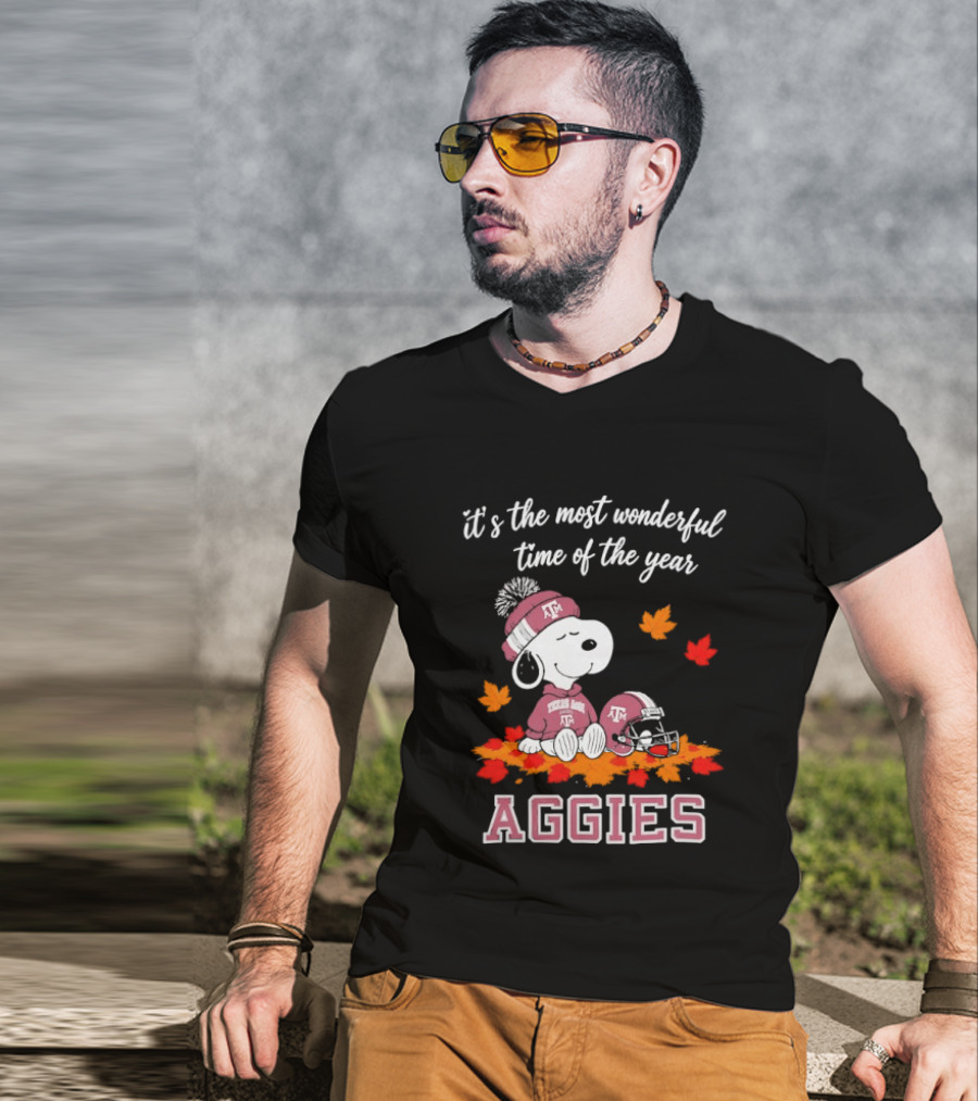 Snoopy It's The Most Wonderful Time Of The Year Texas A&M Aggies Autumn Leaves T-Shirt