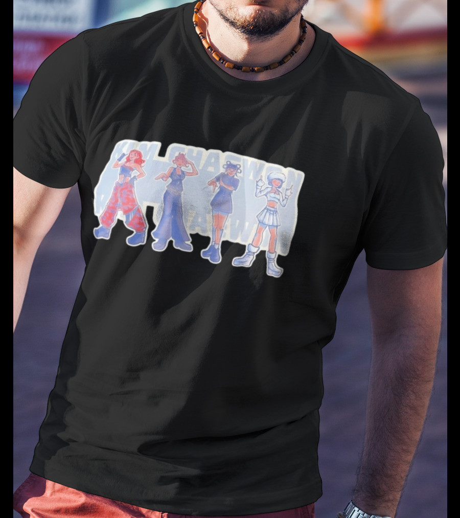 Kim Chaewon Le Sserafim K Pop Fashion Styles T-Shirt