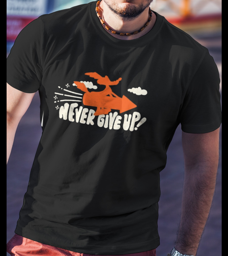 Wile E Coyote Never Give Up Looney Tunes Rocket Humor T-Shirt