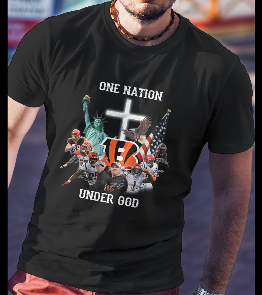 Cincinnati Bengals One Nation Under God Statue Of Liberty American Flag Eagle Football Players T-Shirt