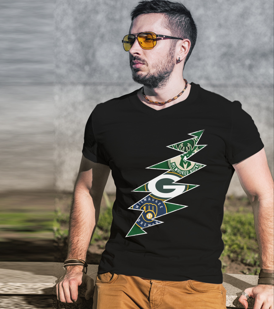 Green Bay Packers Milwaukee Brewers Milwaukee Bucks Grateful Dead Lightning Bolt T-Shirt