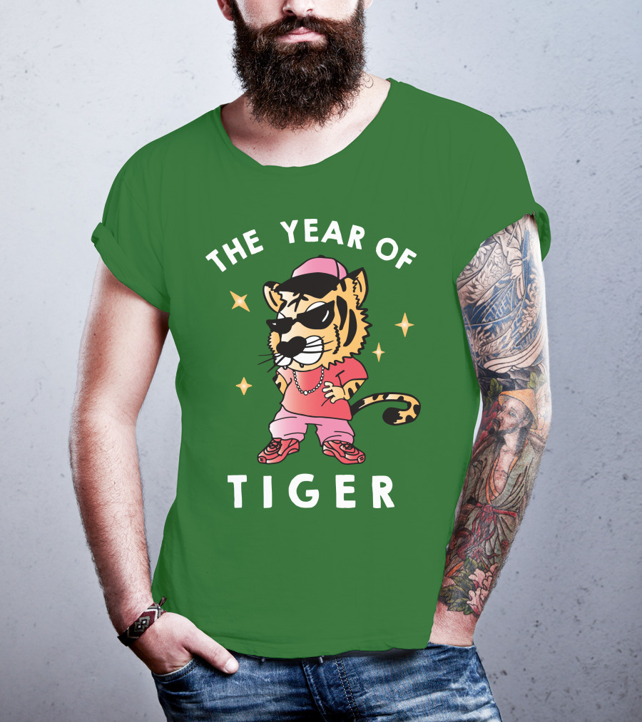 THE YEAR OF TIGER Hip Hop Style Cartoon Tiger Wearing Sunglasses And Chain T-Shirt