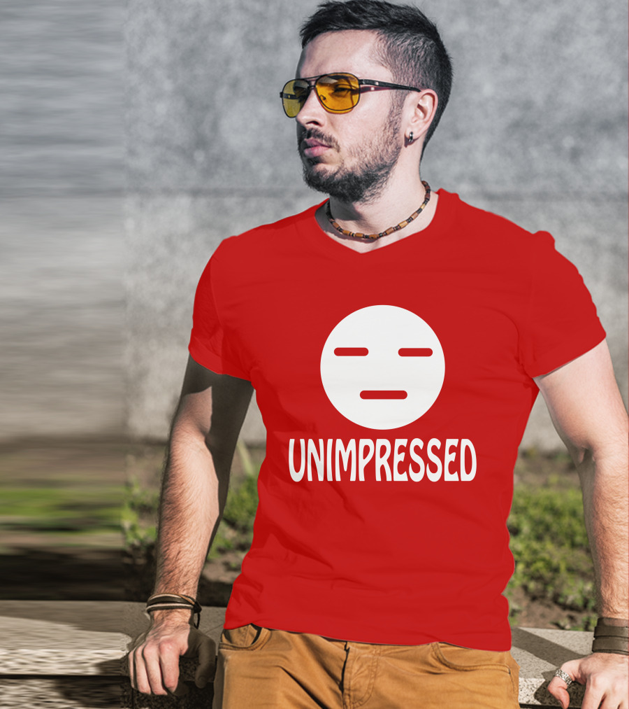 Unimpressed Mood Icon Carol Anne Talks Comics T-Shirt
