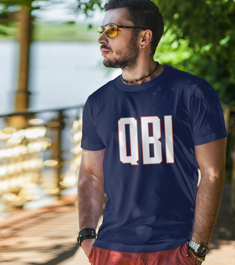 Red Line Radio QB1 Chicago T-Shirt
