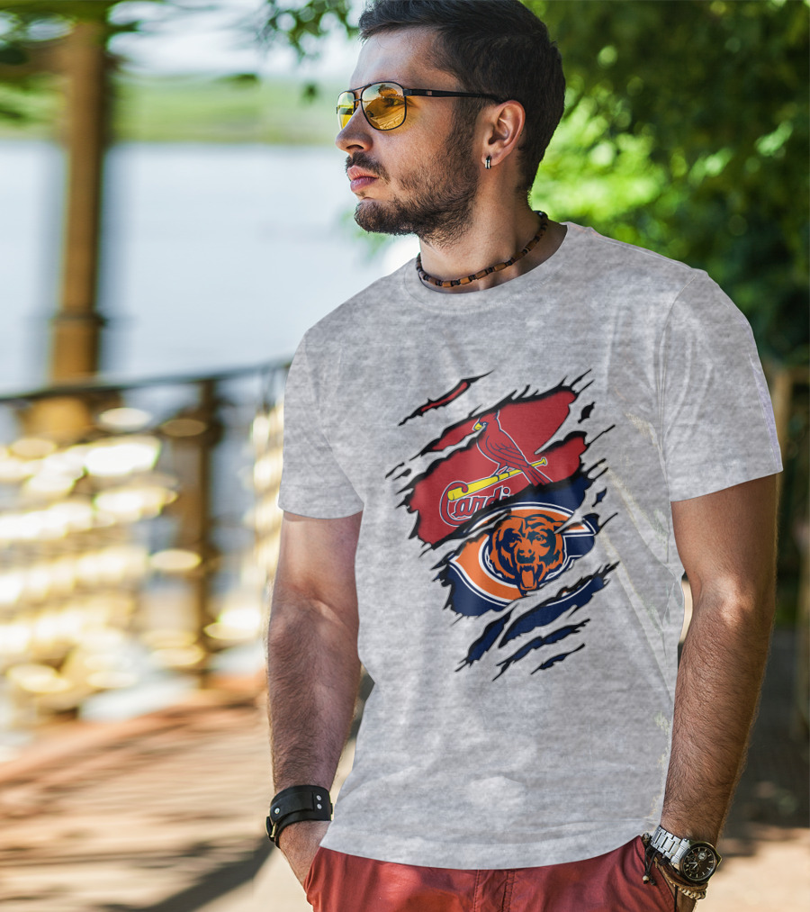 Chicago Bears And St. Louis Cardinals Logo Mashup T-Shirt