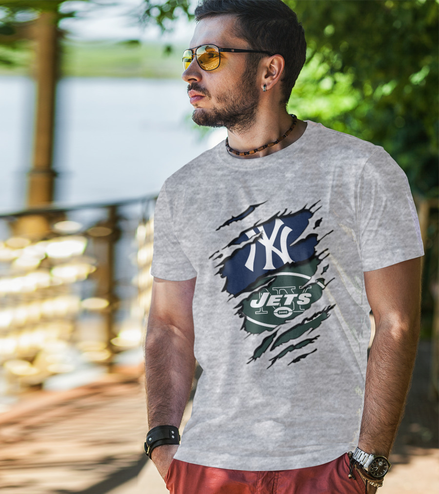 New York Jets Yankees Ny Sports Logos Rip Effect T-Shirt