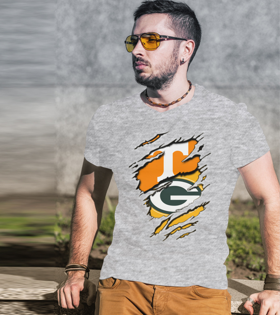 Tennessee Vols And Green Bay Packers Torn Logo Fusion T-Shirt