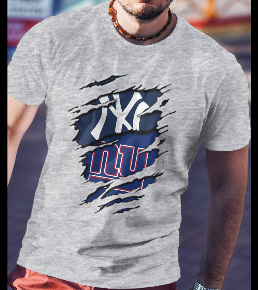 Yankees NY Giants Torn Logo Crossover T-Shirt
