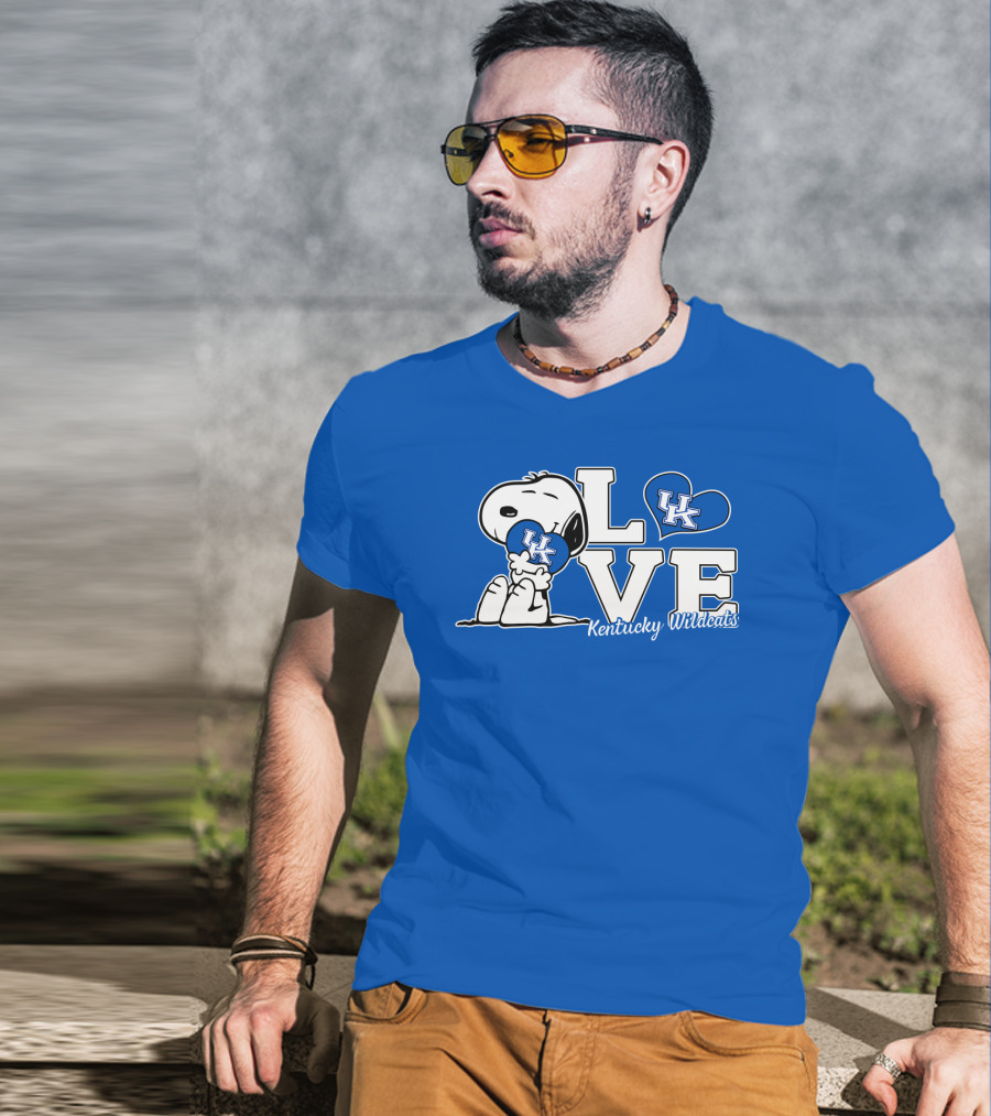 Love Kentucky Wildcats Snoopy Uk Heart T-Shirt