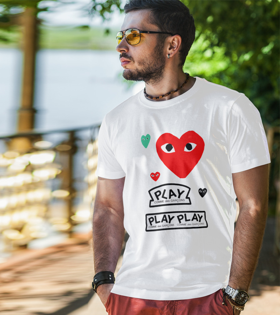 PLAY Comme Des Garçons Heart Faces T-Shirt