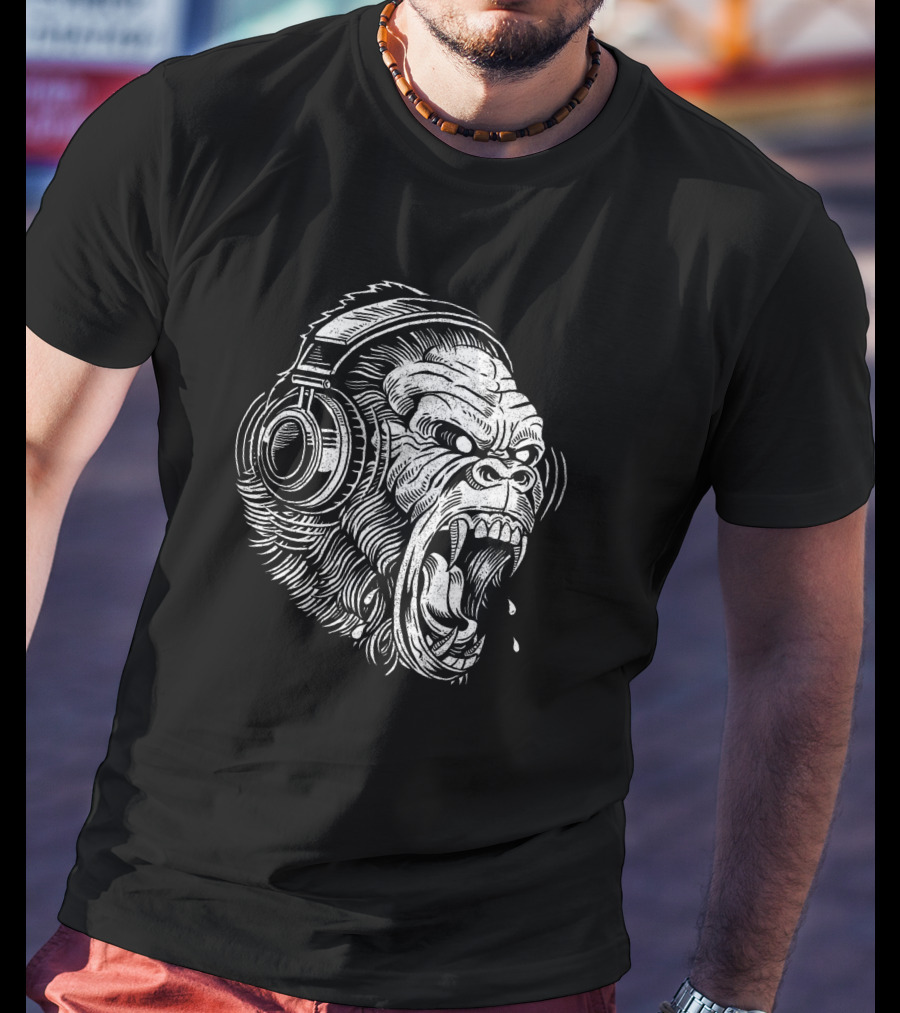 Gorila Vintage Headphones Roaring Ape T-Shirt