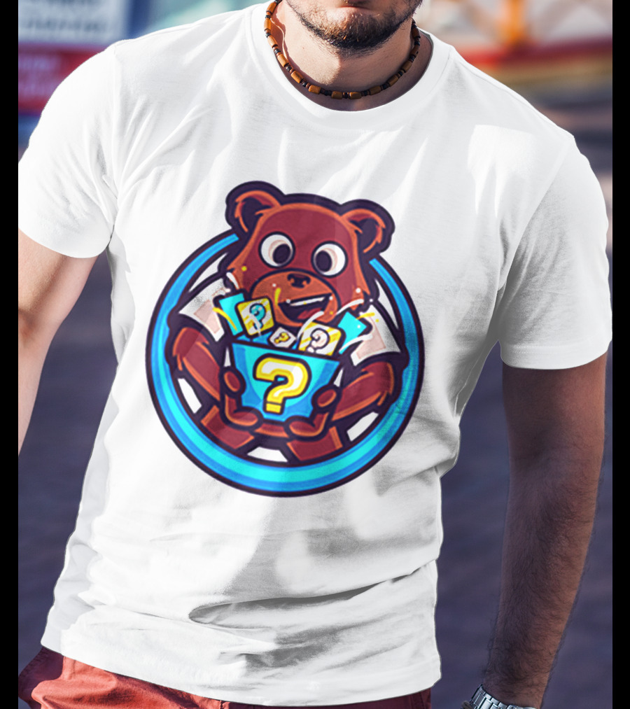 Der Merch Bear Holding Mystery Question Mark Box T-Shirt