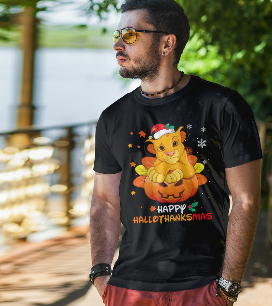 Happy Hallothanksmas Simba Pumpkin Santa Hat Snowflakes T-Shirt
